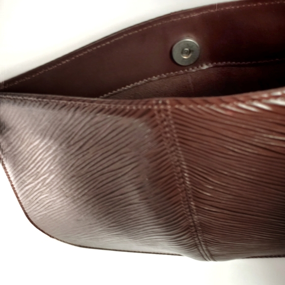 SOLD Louis Vuitton vintage demi lune pochette brwn - Picture 5 of 8